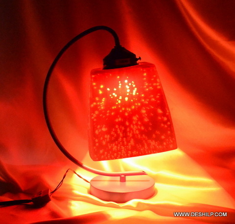 RED COLOR EFFECT TABLE LAMP