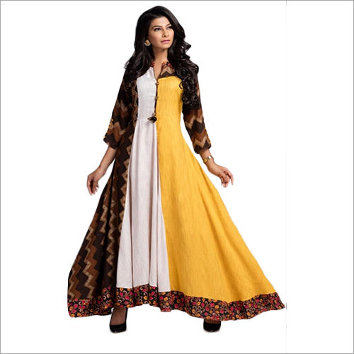 Ladies Fashionable Party Wear Kurti