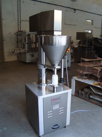 SEMI AUTOMATIC SINGLE HEAD AUGER TYPE POWDER FILLING MACHINE