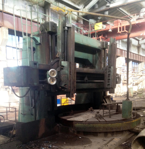 Vertical lathe 1L532