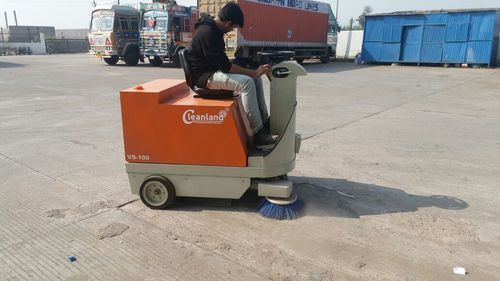 Battery Operated Automatic Sweeping Machine
