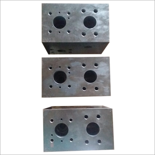 Logic Valve Type Manifold Block - Stainless Steel, 10-20 Millimeter Width, Silver Color | Low Operating Noise, High Pressure Resistance, Multiple Direction Fluid Delivery