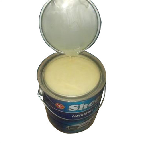 NC Sealer - Liquid Form, White Color, 97% Purity | Industrial Water-Dissoluble Paint for Metal, Wood & Wall with Brush Application