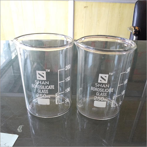 Laboratory Beaker - Borosilicate Glass, Thick Walls & Base for Enhanced Durability | Non-Corrosive, Heat Resistant, Easy to Clean