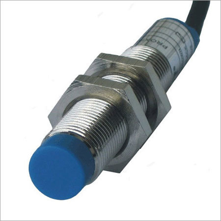 Proximity Switch - Capacitive & Inductive Hysteresis 3-10% Accuracy 0.02mm Ambient 60Â°C Frequency 5Hz | Grey Steel Industrial Use Vibration Frequency 5Hz