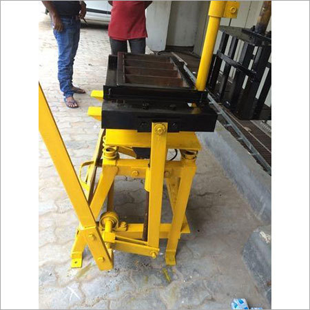 Yellow Manual Concrete Bricks Making Machine