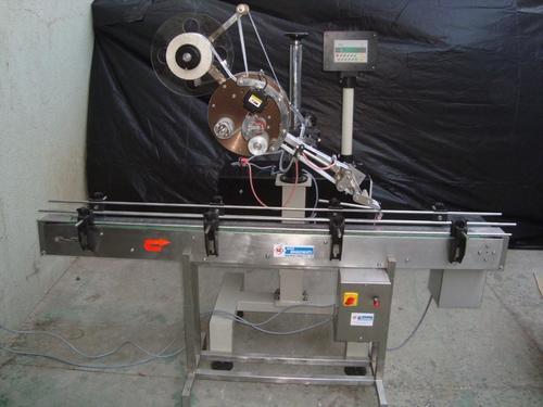 Automatic Top & Side Sticker Labelling Machine