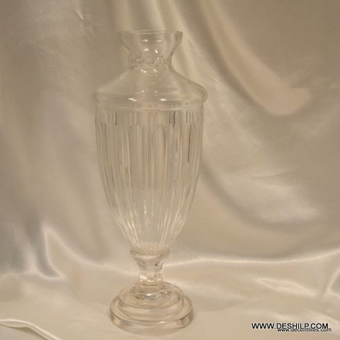 UNIQUE CUTTING GLASS FLOWER VASE