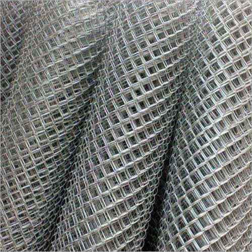 Chain Link Jali Fence Length: 55 Mtr Foot (Ft)