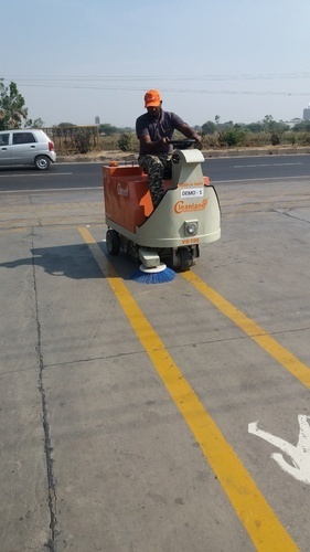 Battery Operated Ride On Sweeping Machine