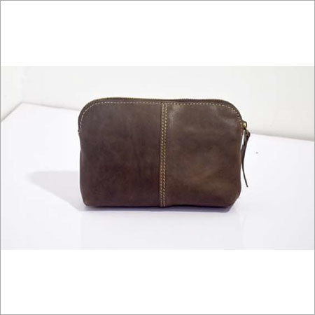 SMALL LEATHER POUCH