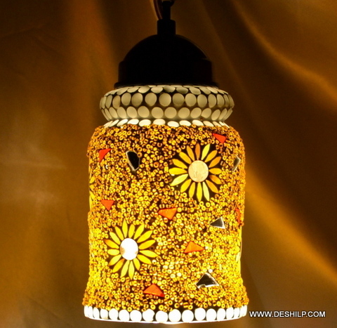 DECORATIVE GLASS MOSAIC LAMP