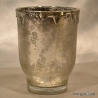 CANDLE HOLDER WITH SILVER FINISH