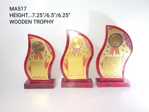 S shape trophy