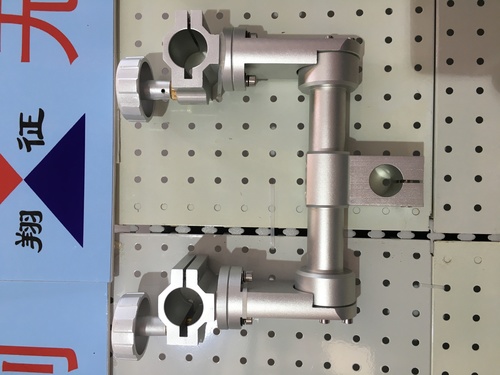 Double use holder for powder spraying marking
