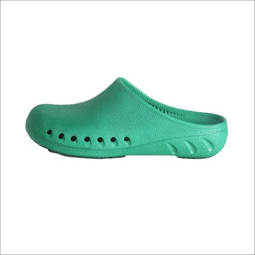 Surgical Shoes Waterproof: Yes