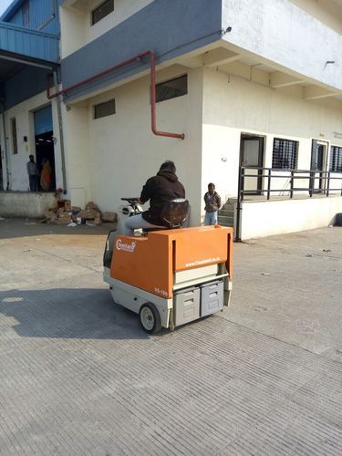 Battery Operated Sweeping Machine for Hospital Area