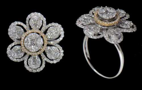 Lr Gold Ring