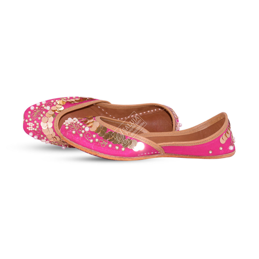 Party Wear Punjabi Jutti Marjanta Color With Handwork Jutti For Ladies Heel Size: Flat