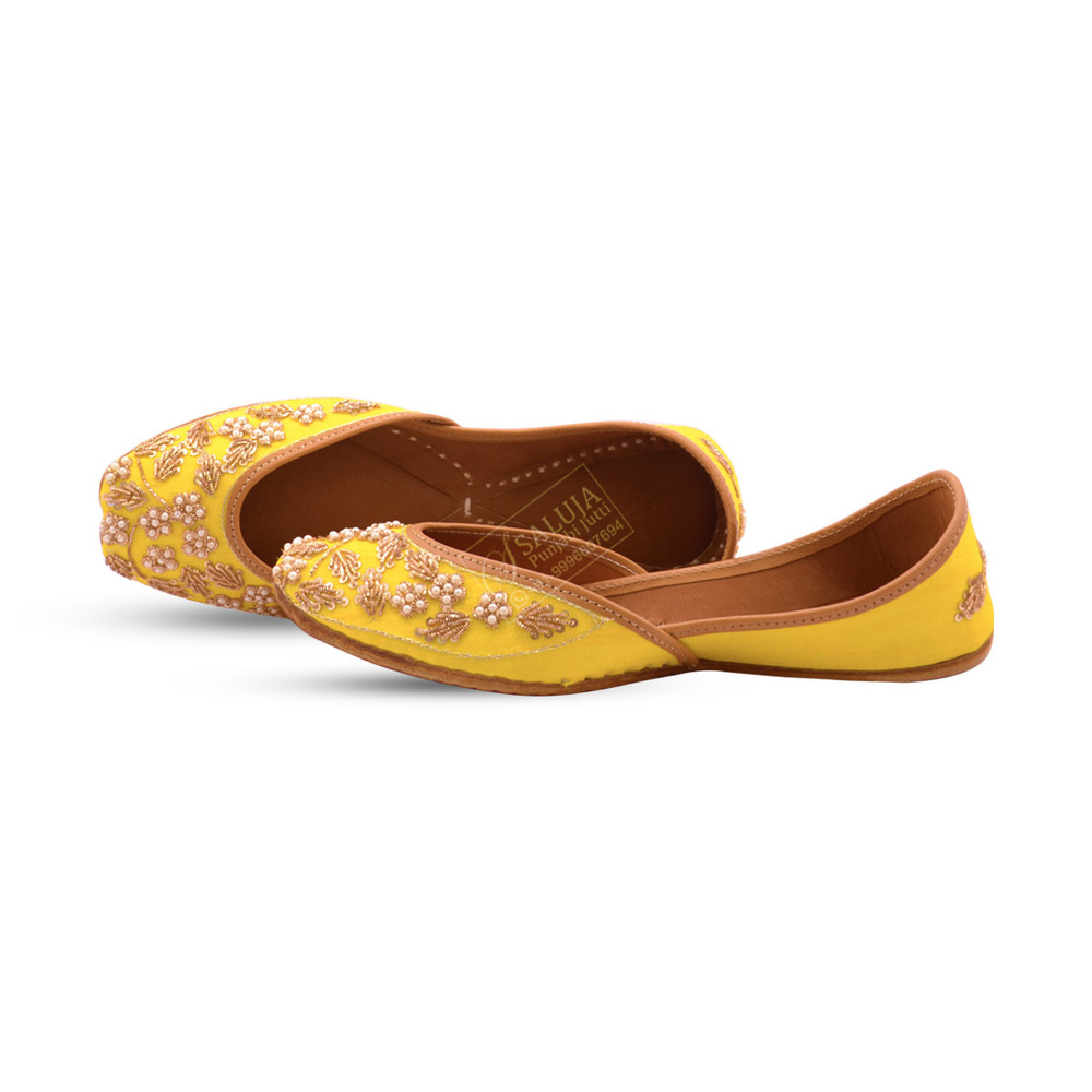 Punjabi Jutti - Leather, Sizes 36-41, Vibrant Yellow Color | Extra Padding for Ultimate Comfort, Perfect for Any Season