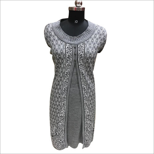 Ladies Designer Front Slit Woolen Kurti