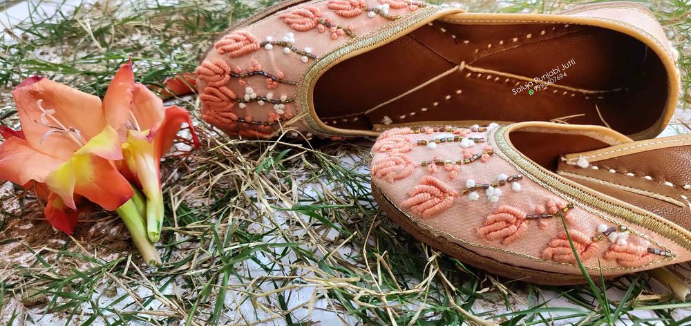 Leather Pink Designer Punjabi Jutti Fancy Jutti Indian Traditional Jutti