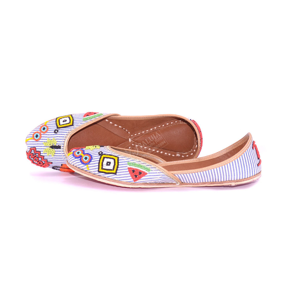 Party Wear Blue Bhoom Punjabi Jutti For Woman Heel Size: Flat