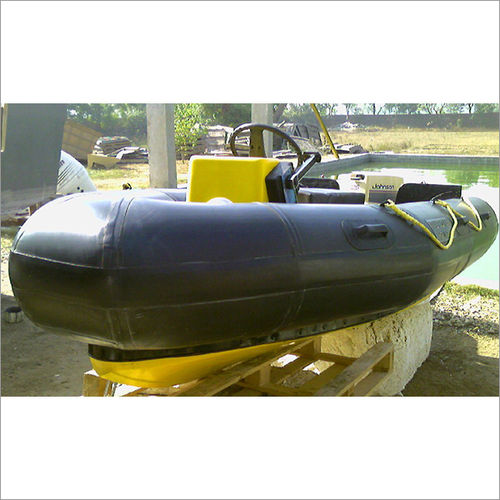 https://cpimg.tistatic.com/05213302/b/4/Inflatable-Boat.jpg