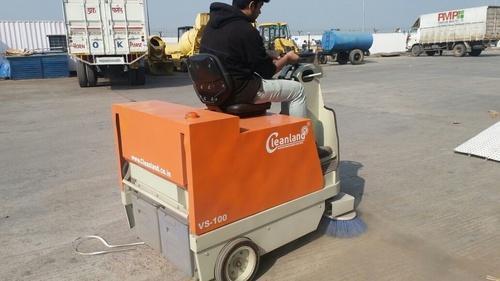 Battery Operated Sweeper for Basements