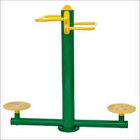 Stand Twister
