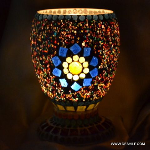 CANDLE HOLDER WITH DECOR MOSAIC FINISH