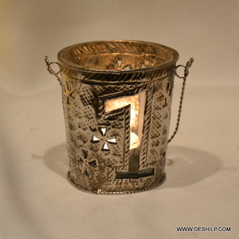 Modern Arts Bucket Shape Metal Candle Holder