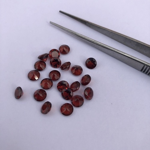 3.5mm Natural Red Garnet Faceted Round Gemstone 3.5mm Natural Red Garnet Faceted Round Gemstone