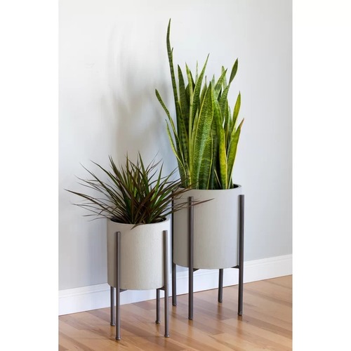 Iron Pot Planter Iron Pot Planter