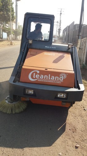 Industrial Road Sweeper