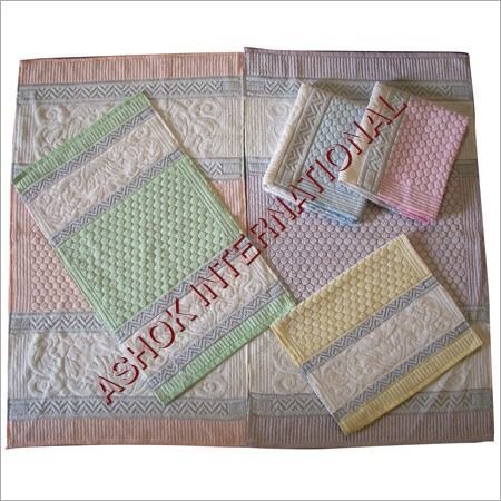 Lara Towel Set