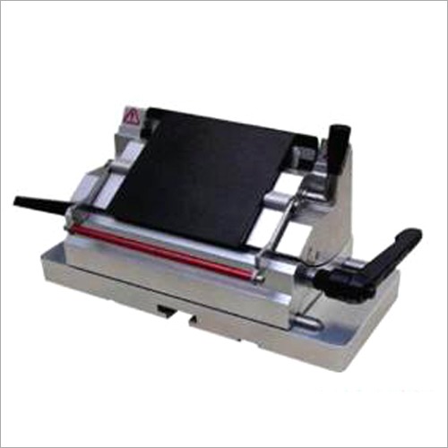 Microtome Blade Holder