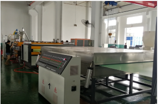 1220mm PC PE PP Hollow Sheet Making Machine - Alloy Steel, 2-12mm Thickness, 1220-2100mm Width | Twin-Screw Extruder, Customizable Die Head, Continuous Production, Recycled Material Use