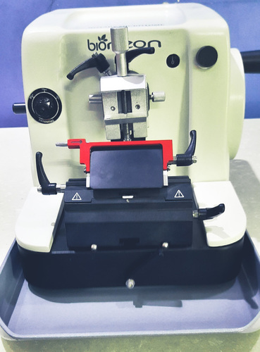 Rotary Microtome Machine