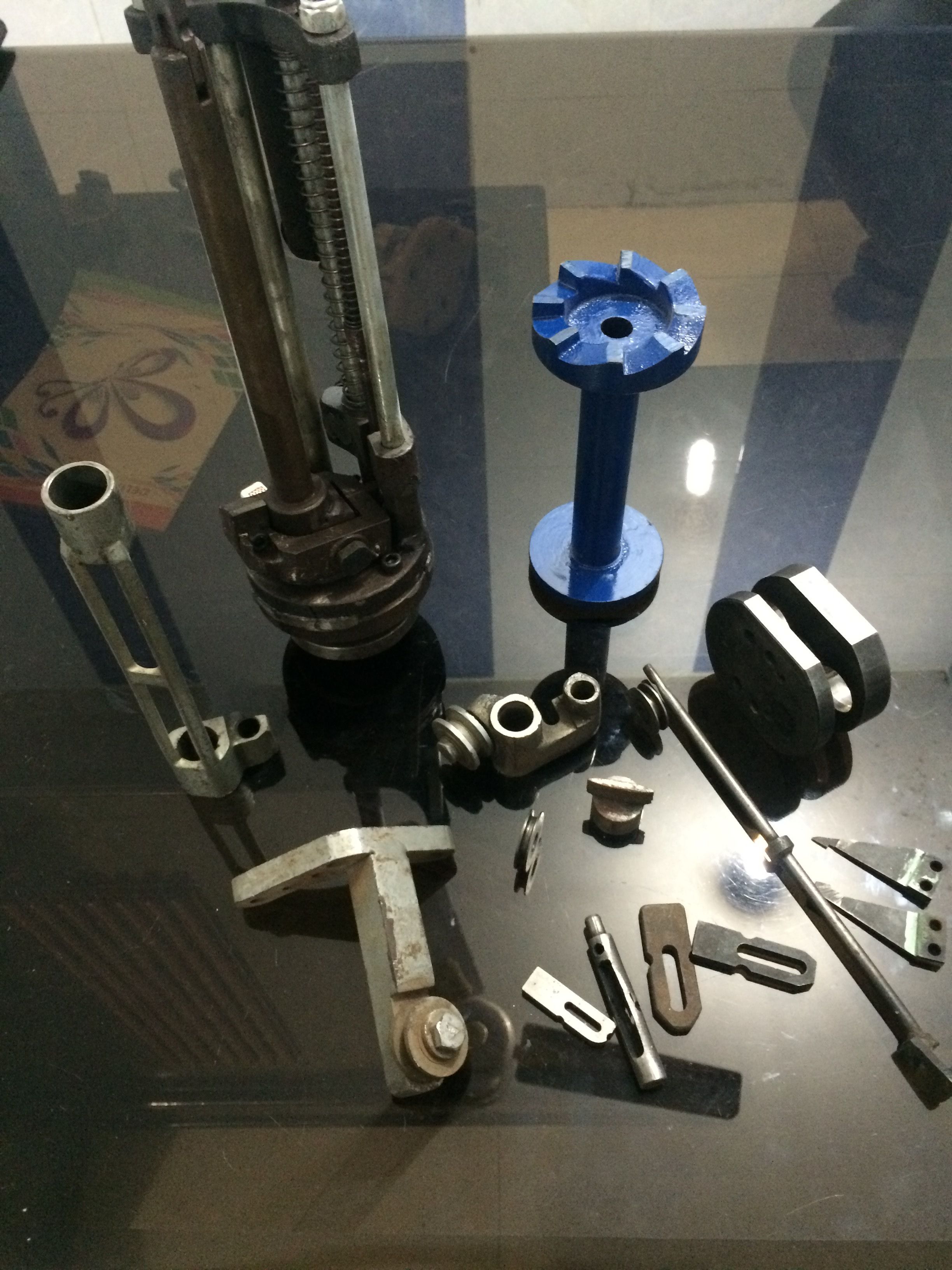 Nylon Spring Loaded Spindle For Braiding Machine