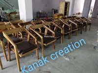 WOODEN CUSHION CHAIR