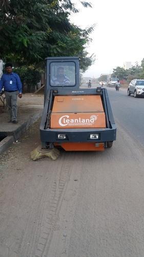Industrial Road Cleaning Machine