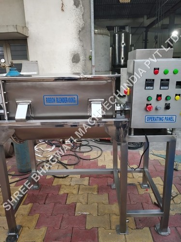 Ribbon Blender Machine - 100 Kgs - Automatic Grade: Automatic