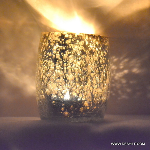 Handmade Beautiful Glass Candle Holder - Finishing: Silver