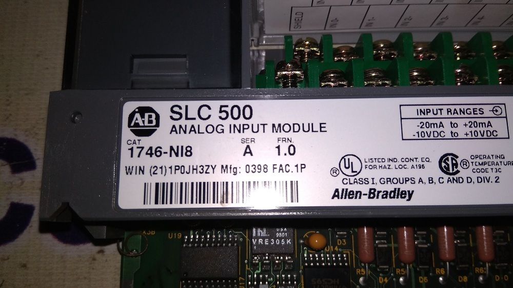 ALLEN BRADLEY INPUT MODULE 1746-NI8 A