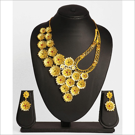 Unique Designer Gold Plated Necklace By PAMA FASHION & ACCESSORIES