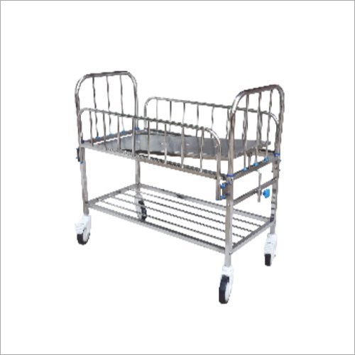 Royal Ss Pediatric Bed Dimension(L*W*H): 1425 L X 812 W X 610 H Millimeter (Mm)