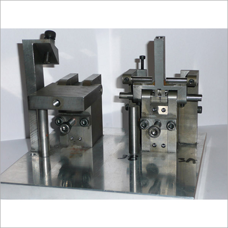 Vibration Welding Jig - Steel Alloy, Rigid Hardness | Metallic Finish for Durable Industrial Applications