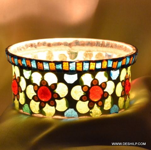 Splendid Mosaic Design T Light Candle