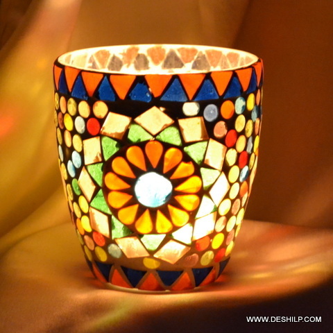 Small T Light Candle Holder For Souvenir - Material: Glass